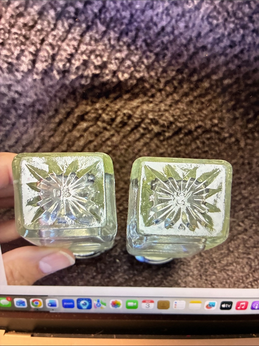 Vintage Dripcut Starline Clear Glass Salt & Pepper Shakers Silver Caps MCM USA - Picture 4 of 9